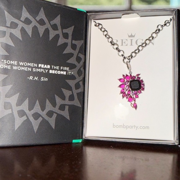 Bomb Party Jewelry - Bomb Party Reign Villain Collection Never Fear The Flames Necklace RBP7655